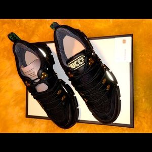 🦧Brand New Gucci Flashtrek sneaker Boots!